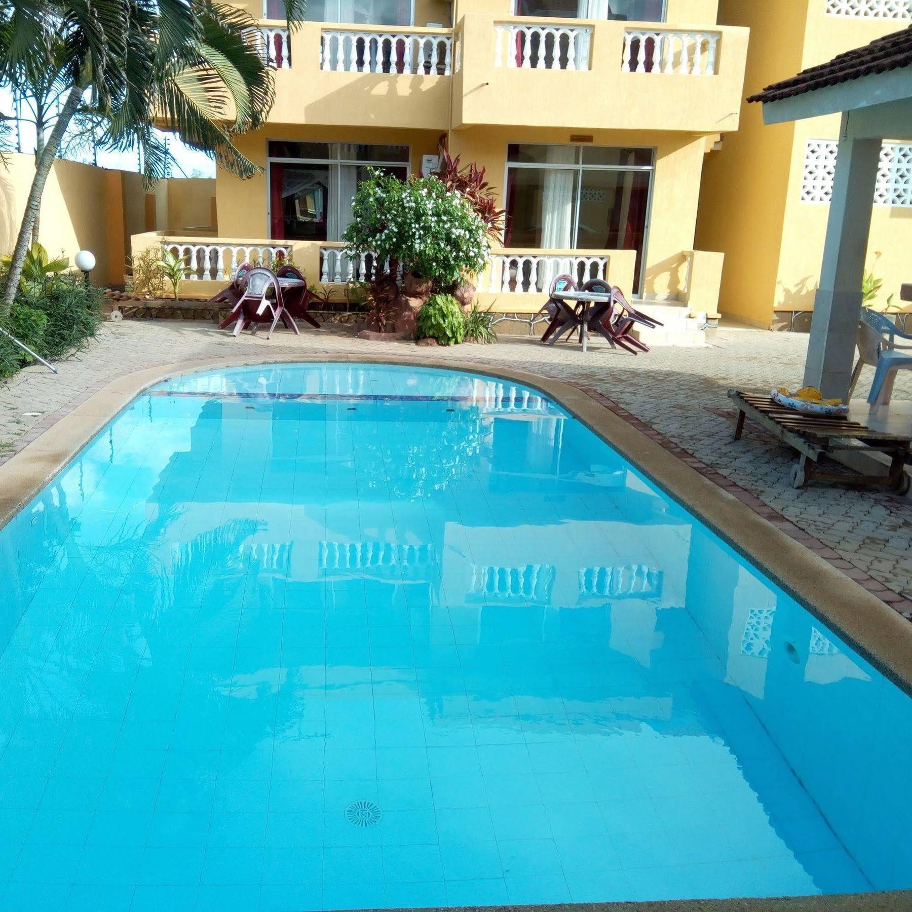 Pawenzi Serviced Apartments Mombasa Extérieur photo